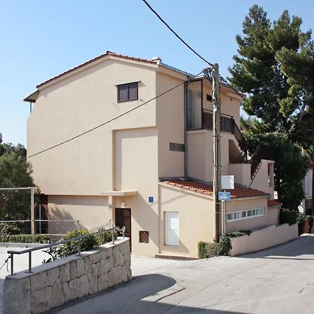 Apartments By The Sea Nemira, Omis - 5884 Tice Dış mekan fotoğraf